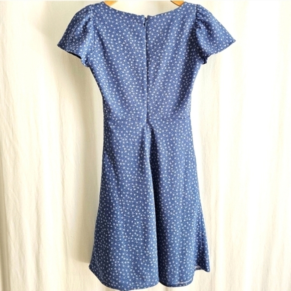 Levi's Blue & White Floral Delray Short Sleeve Mini Dress - Picture 5 of 16